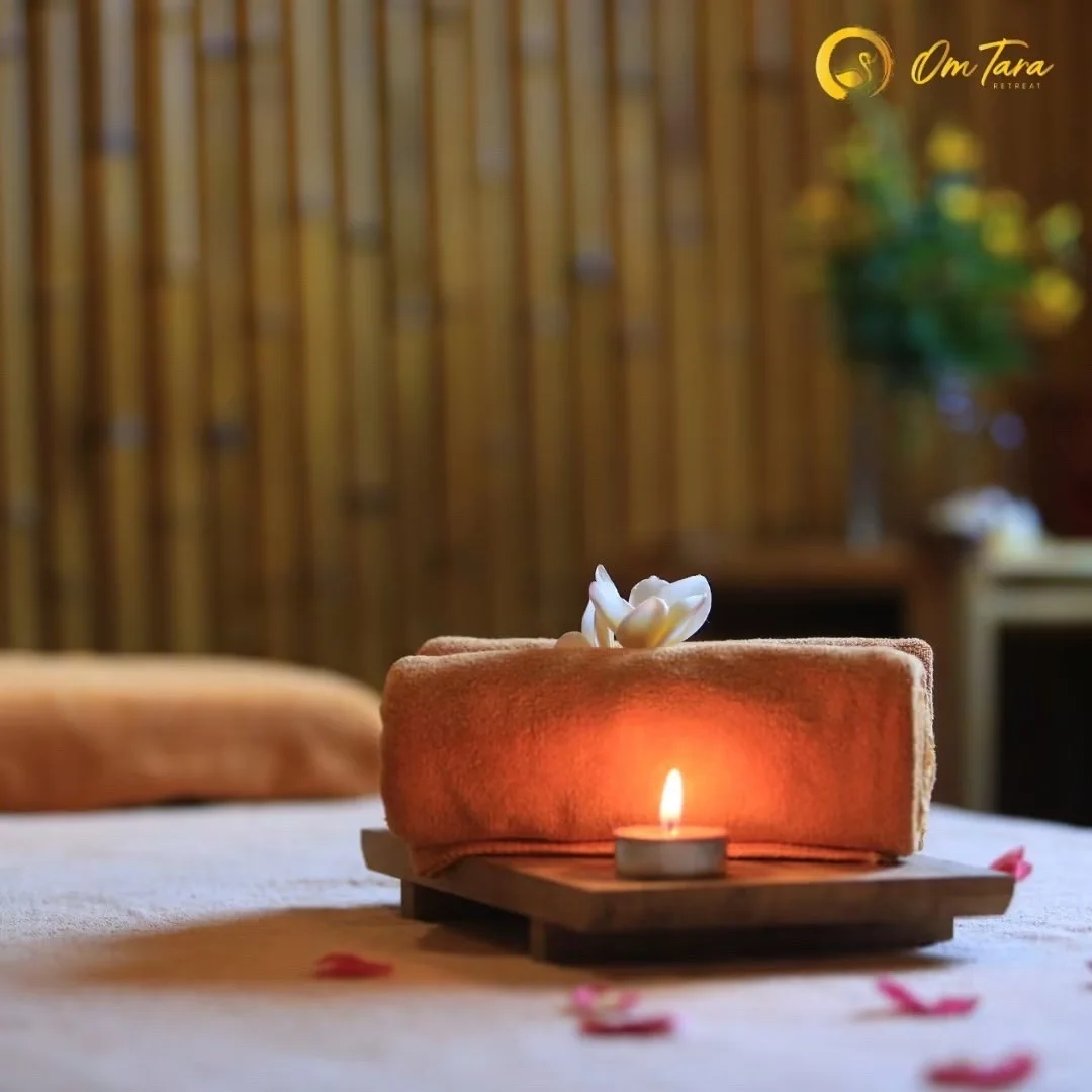 Tắm Lá Dao Đỏ & Spa